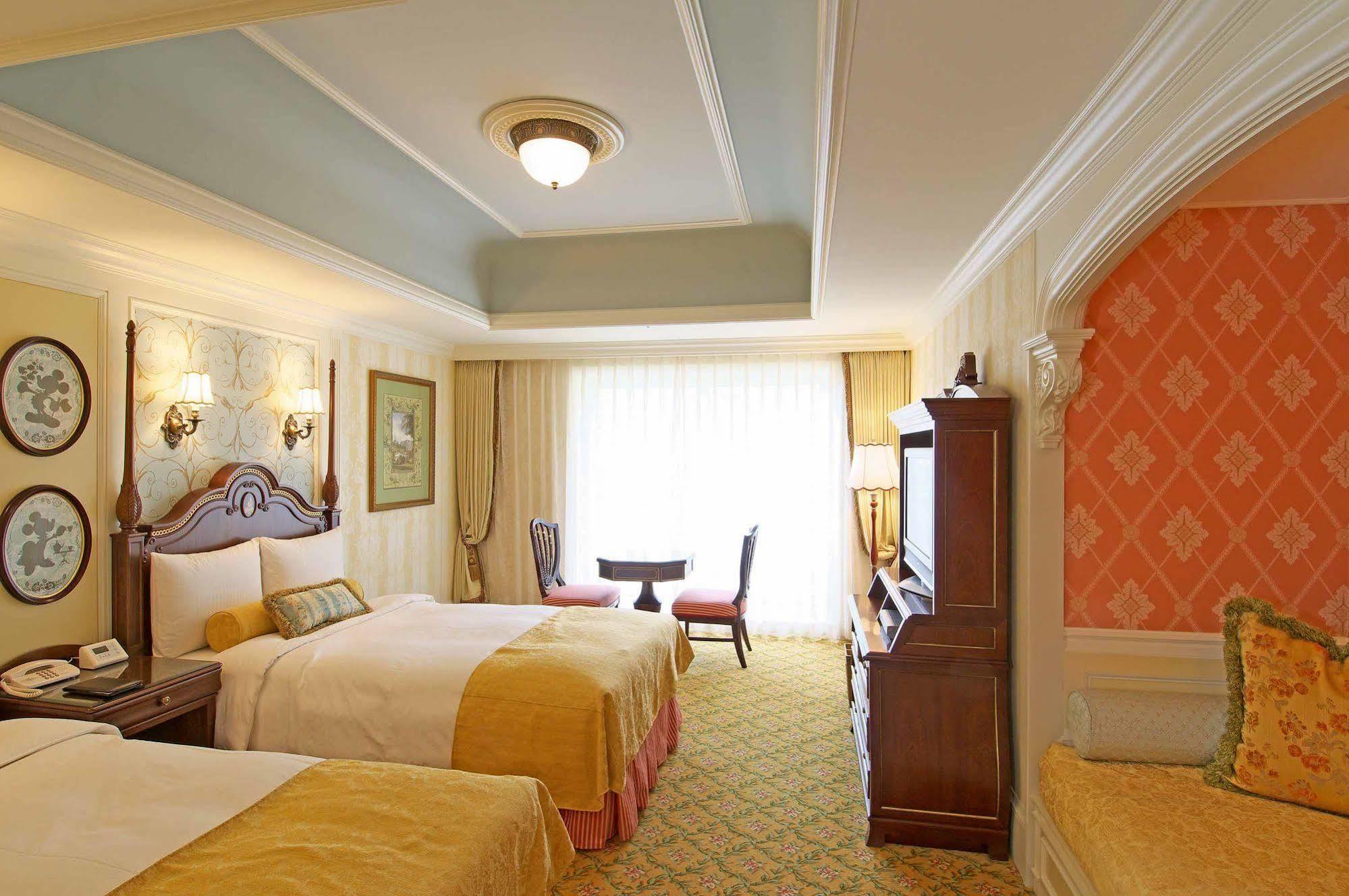Tokyo Disneyland Hotel Chiba Esterno foto